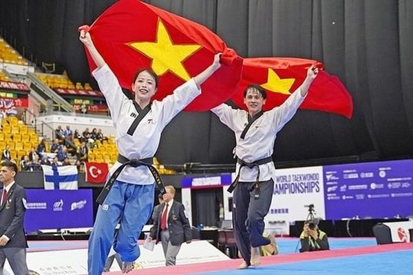 Châu Tuyết Vân giành tấm Huy chương vàng thứ 3 cho taekwondo Việt Nam tại giải thế giới