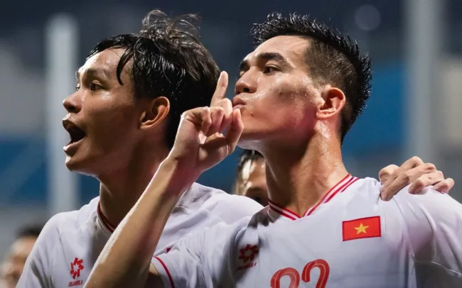 ĐT Singapore 0-2 ĐT Việt Nam: Son, Linh tỏa sáng, Việt Nam thắng phút bù giờ | Bán kết lượt đi Asean Cup 2024