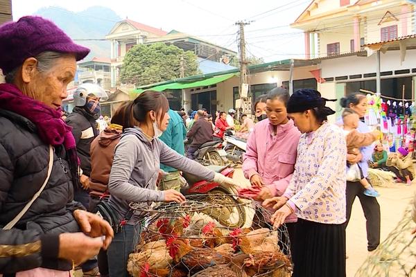 (TTV) CHỢ PHIÊN NGÀY TẾT