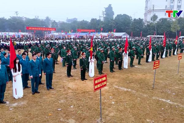 MÙA XUÂN NGÀY HỘI TÒNG QUÂN