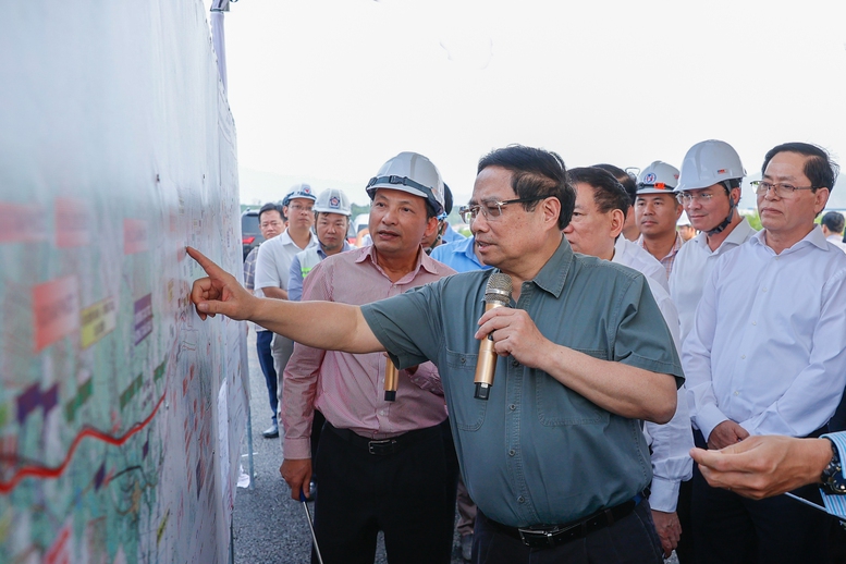 Thủ tướng: Không lùi tiến độ sân bay Long Thành, nếu chậm tiến độ thì thay người - Ảnh 5.