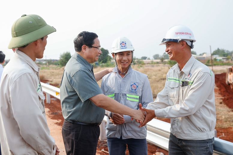 Thủ tướng: Không lùi tiến độ sân bay Long Thành, nếu chậm tiến độ thì thay người - Ảnh 9.