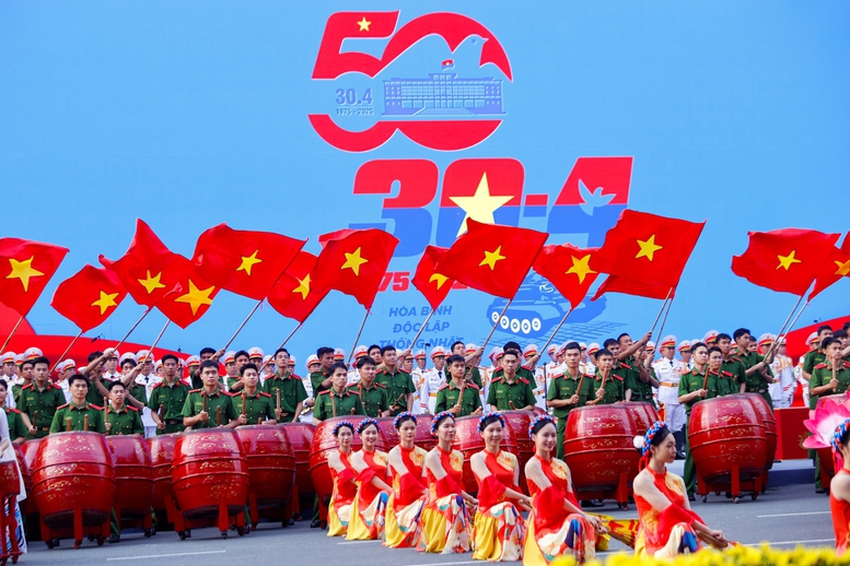 Lời cảm ơn của Ban Chỉ đạo Trung ương kỷ niệm các ngày lễ lớn và Đảng bộ, chính quyền và nhân dân TPHCM- Ảnh 1.