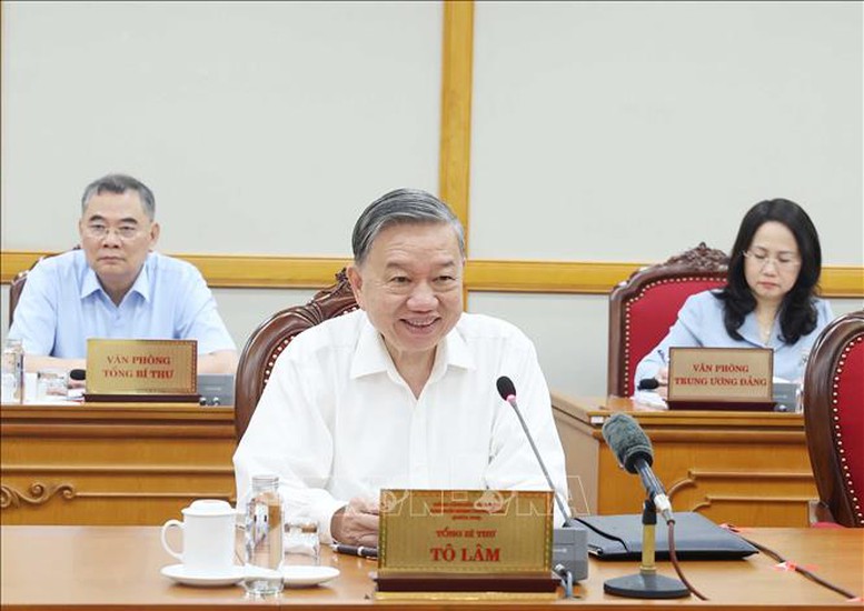 Bộ Chính trị, Ban Bí thư họp triển khai thực hiện sắp xếp tổ chức bộ máy của hệ thống chính trị- Ảnh 2.