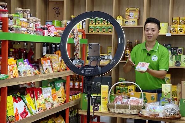 (TTV) Nhiều hợp tác xã chuyển mình từ cách nghĩ đến cách làm