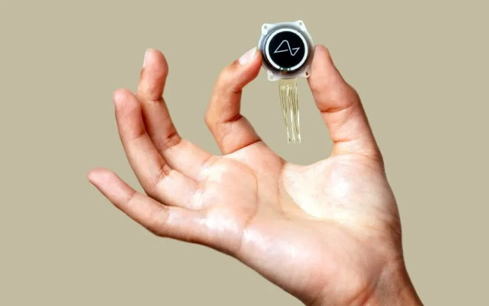 Chip não Neuralink đã hỗ trợ chỉnh sửa video và đăng YouTube bằng suy nghĩ