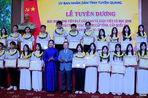 (TTV) Lễ Tuyên dương học sinh đạt giải cao; Giáo viên có học sinh đạt giải trong các kỳ thi cấp tỉnh, cấp quốc gia năm học 2024-2025