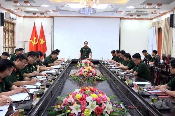 (TTV) Bộ Tư lệnh Quân khu 2 làm việc với Bộ Chỉ huy Quân sự tỉnh Tuyên Quang và Hà Giang về công tác chuẩn bị sáp nhập