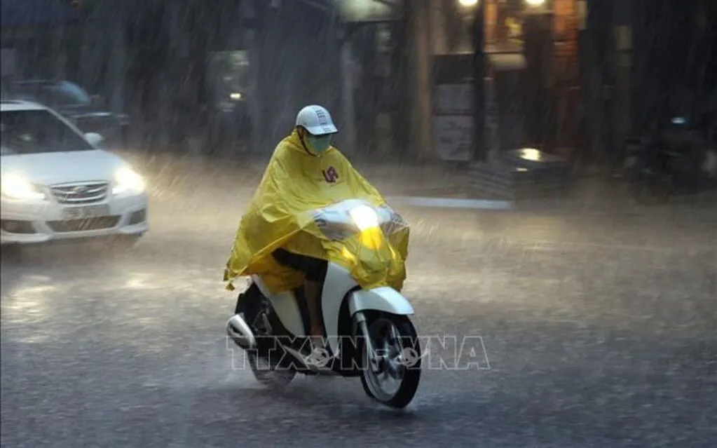 Thời tiết ngày 25/5: Nhiều hình thái nguy hiểm ở các khu vực, Hà Tĩnh mưa rất lớn