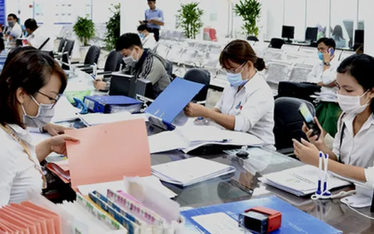 Bộ Chính trị yêu cầu hoàn tất sắp xếp cấp xã trước 15/7, cấp tỉnh trước 15/8/2025