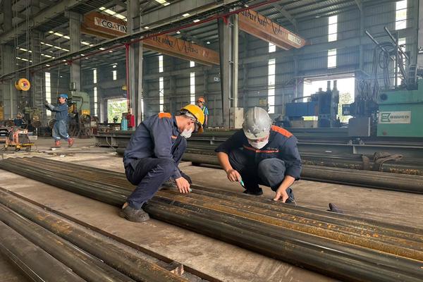 Dồn lực thi công đường dây 500kV Lào Cai - Vĩnh Yên: Vượt mưa lũ, bám sát tiến độ