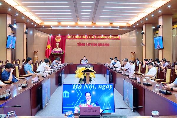 (TTV) Thủ tướng Chính phủ tọa đàm với doanh nghiệp, hiệp hội doanh nghiệp về Nghị quyết 68-NQ/TW của Bộ Chính trị