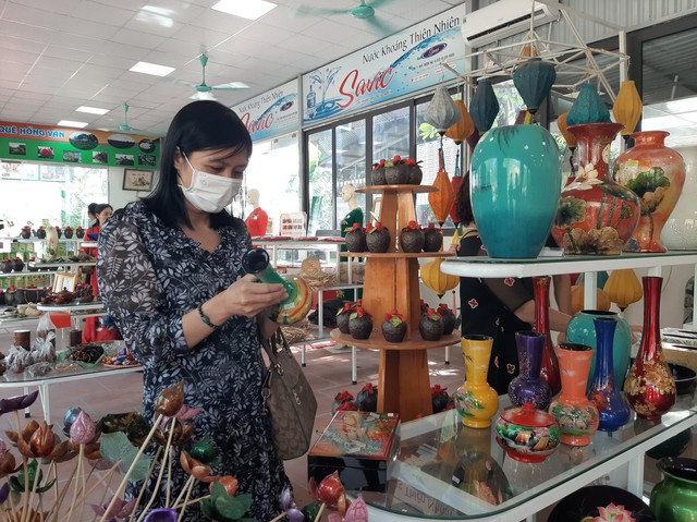 Đánh thức làng nghề truyền thống bằng du lịch và sản phẩm OCOP- Ảnh 1.