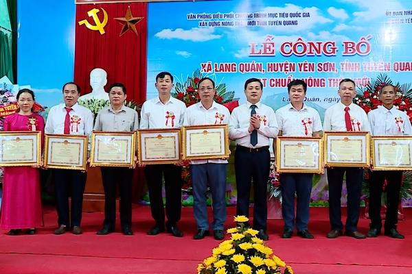 (TTV) Lễ Công bố Quyết định của UBND tỉnh công nhận xã Lang Quán đạt chuẩn nông thôn mới