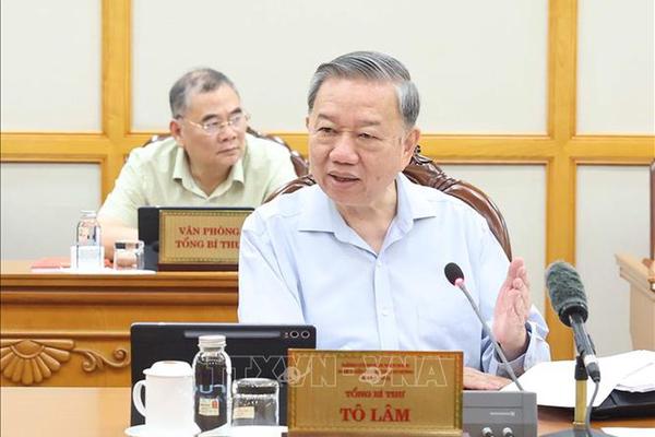 Tổng Bí thư: Bố trí, sắp xếp cán bộ đúng nguyên tắc, không để phát sinh vấn đề phức tạp nội bộ