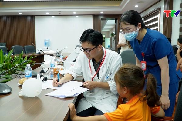 (TTV) “Chuyến xe nụ cười”