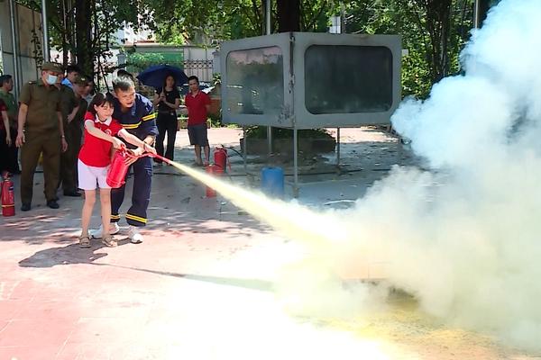 (TTV) Nâng cao kỹ năng phòng chống cháy nổ mùa nắng nóng