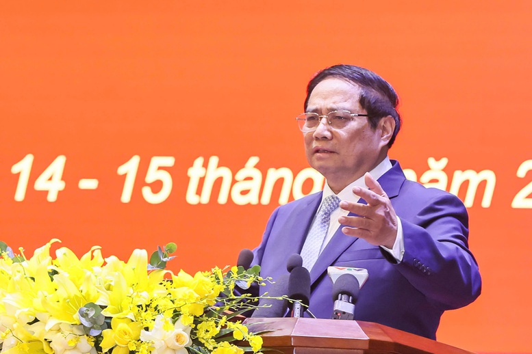Thủ tướng: Điều quan trọng nhất trong cuộc cách mạng về bộ máy là chuyển đổi trạng thái sang kiến tạo, chủ động phục vụ người dân - Ảnh 1.