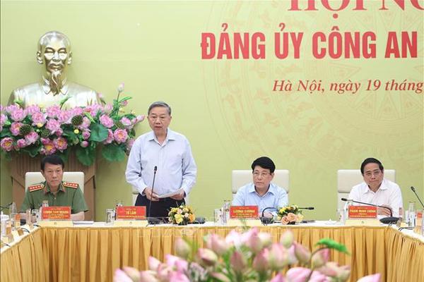 Tổng Bí thư Tô Lâm dự Hội nghị Đảng ủy Công an Trung ương 6 tháng đầu năm 2025
