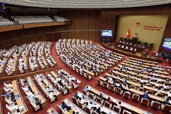 (TTV) Quốc hội tiếp tục chất vấn Bộ trưởng Bộ Giáo dục và Đào tạo