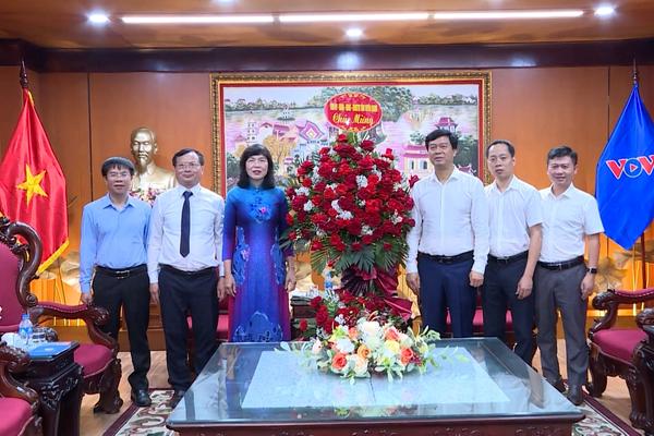 (TTV) Lãnh đạo tỉnh thăm, chúc mừng các cơ quan báo chí trung ương