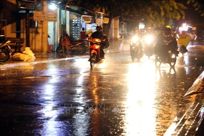 Thời tiết ngày 24/6: Nhiều khu vực ngày nắng, chiều tối có mưa dông