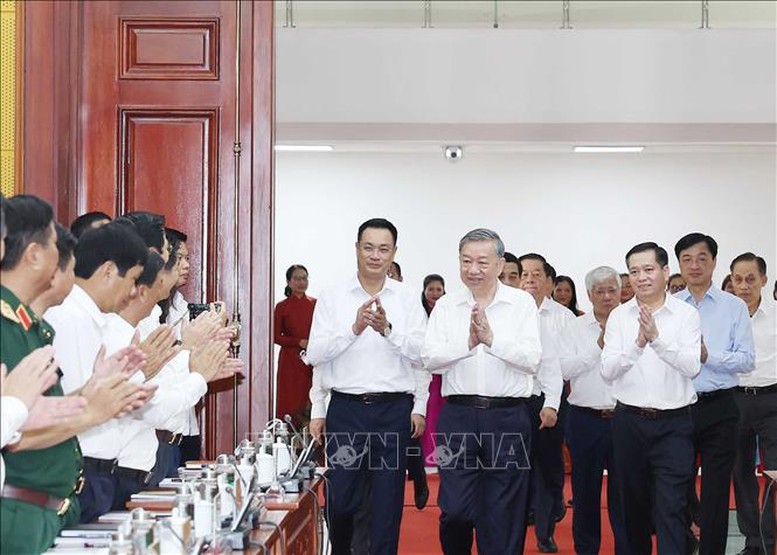 Tổng Bí thư Tô Lâm làm việc với Ban Thường vụ Tỉnh ủy Quảng Bình và Quảng Trị- Ảnh 1.