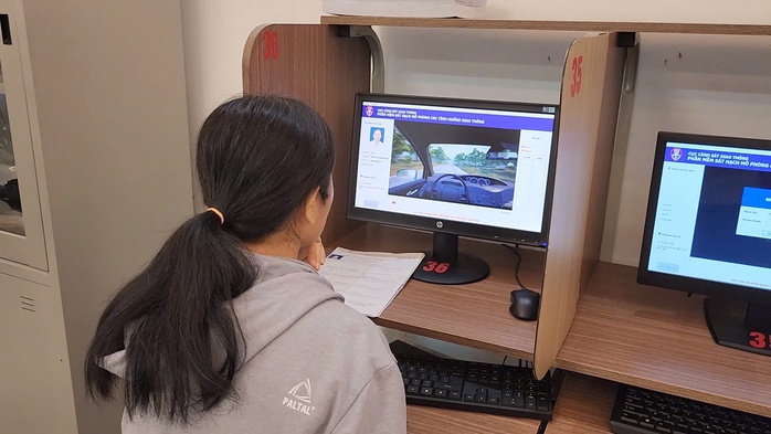 Lưu ý 60 câu hỏi điểm liệt trong kỳ thi sát hạch lái xe - Ảnh 3.