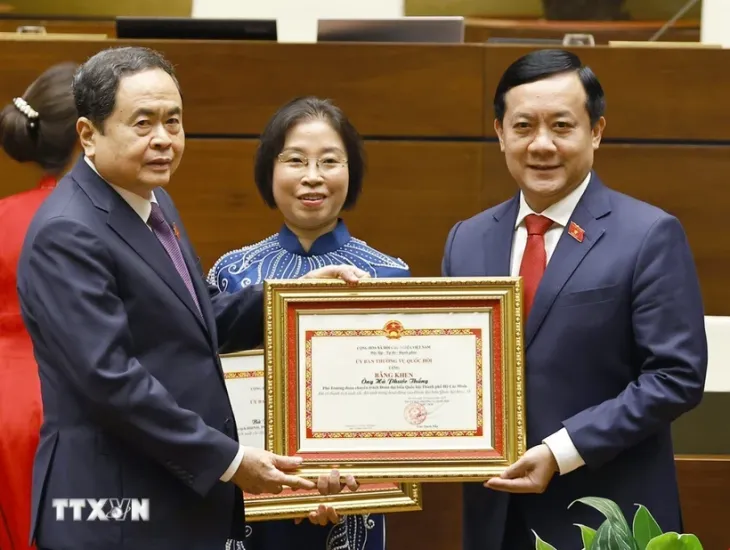 Tổng Bí thư Tô Lâm dự Lễ trao Bằng khen của Ủy ban Thường vụ Quốc hội - Ảnh 1.