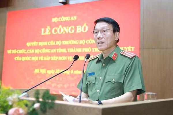 Triển khai Quyết định của Bộ trưởng Bộ Công an về tổ chức, cán bộ Công an tỉnh, thành phố