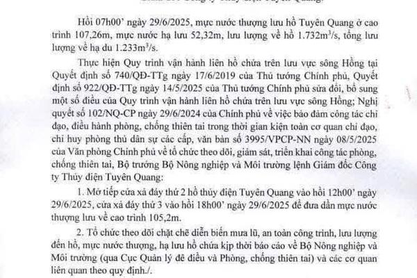 (TTV) Hồ Thủy điện Tuyên Quang tiếp tục mở thêm 02 cửa xả đáy