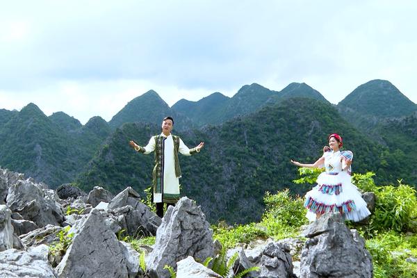 TẠP CHÍ VĂN NGHỆ (1-7-2025)