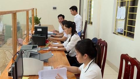 XÂY DỰNG MÔ HÌNH CHÍNH QUYỀN ĐỊA PHƯƠNG 2 CẤP TỪ NGHỊ QUYẾT ĐẾN HÀNH ĐỘNG