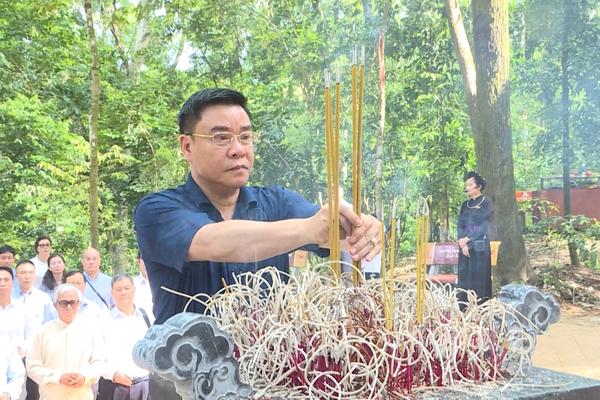 (TTV) Bộ Ngoại giao hành trình về nguồn